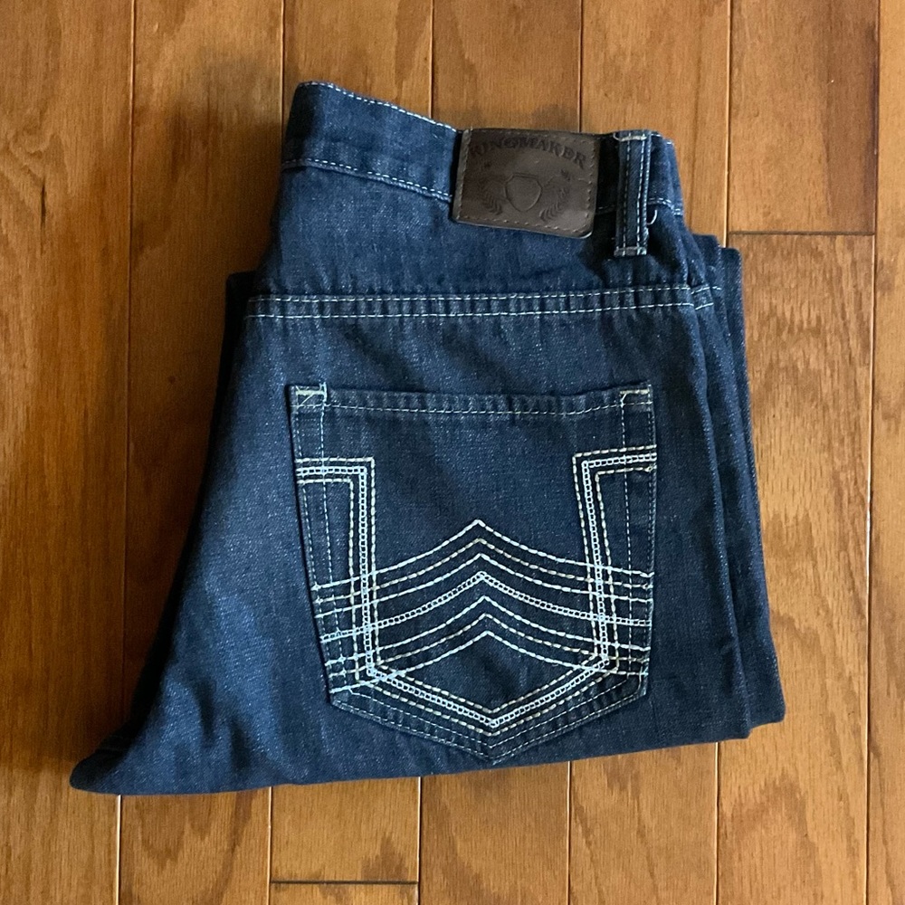 Men’s Stylish White Embroidered Pocket Copper Hardware Zipper 🪰 Blue Jeans!